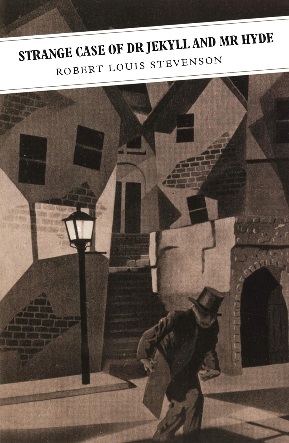 Strange Case of Dr Jekyll and Mr Hyde: Shorter Scottish Fiction Paperback
