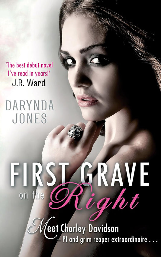 First Grave on the Right: Number 1 in series (Charley Davidson) Paperback